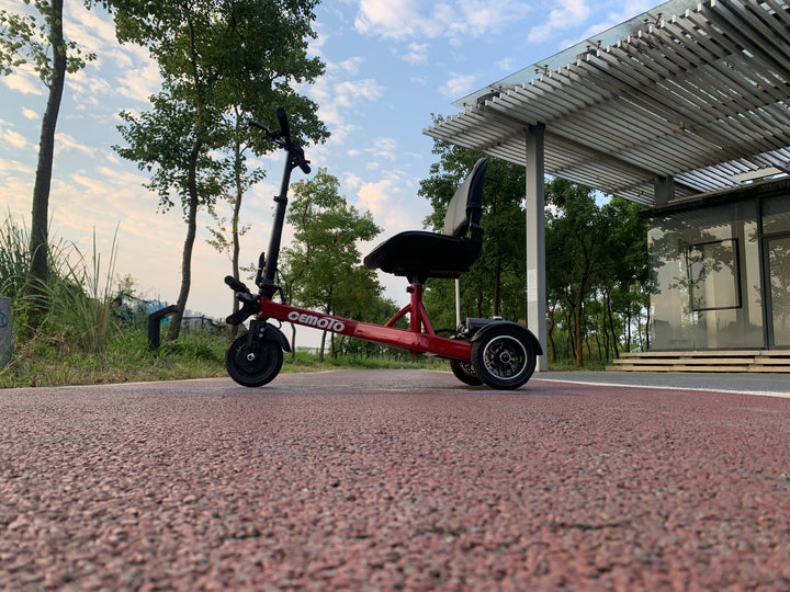 CEM-EM11 Emobility Scooter 200W 36V 5.2 AH Folding 4-wheel (Ship Included)